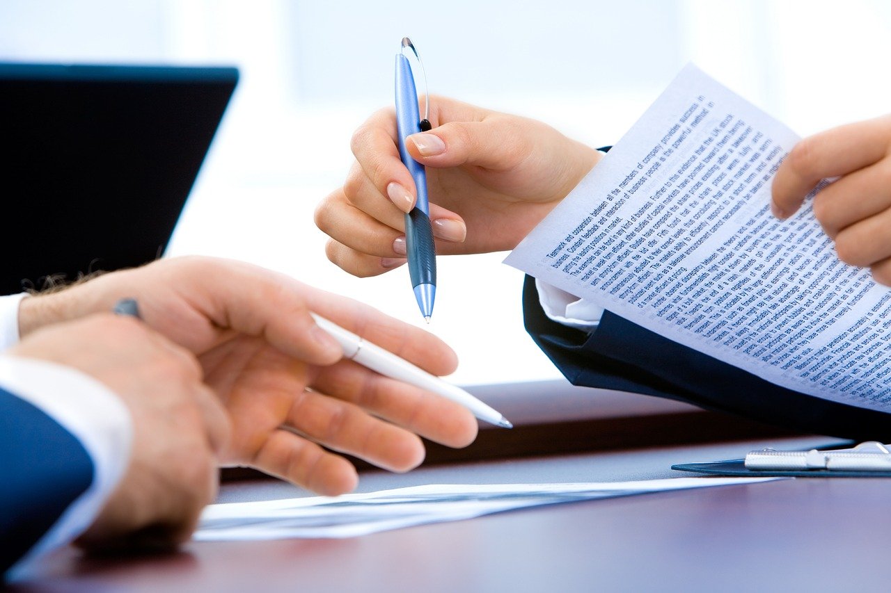 Signing contracts - the process you will have to go through when expanding your IT business to NYC
